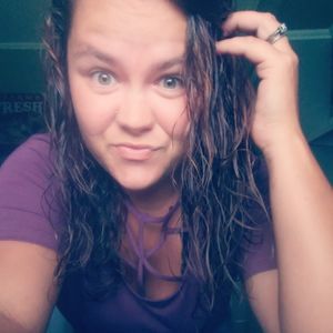 Meet your Posher, Latasha